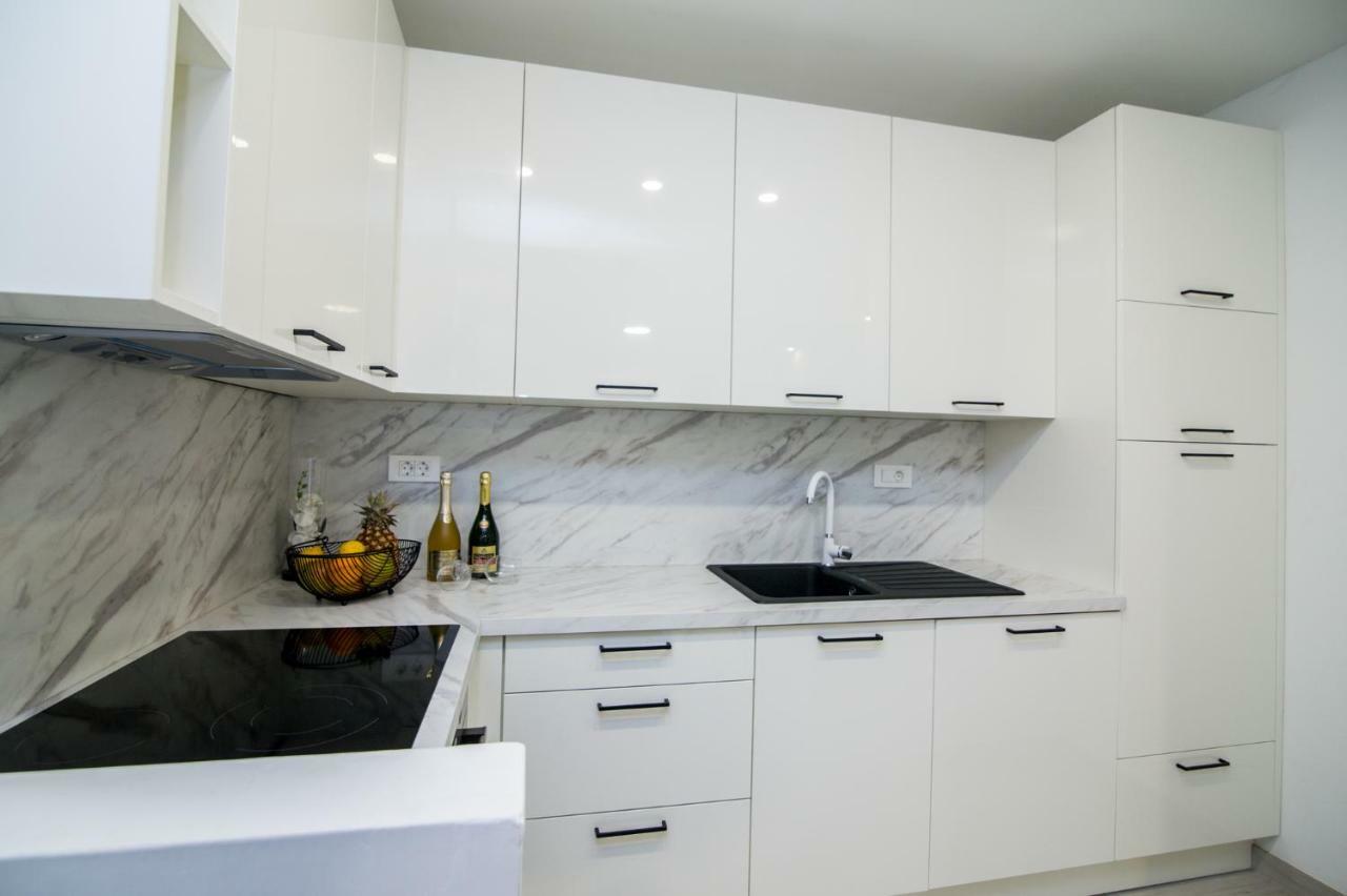 Fk Apartments Pakoštane Kültér fotó