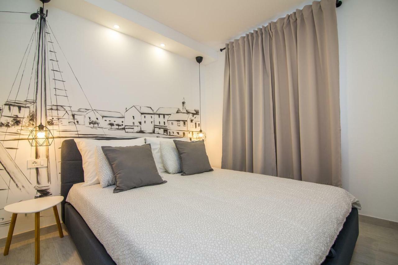 Fk Apartments Pakoštane Kültér fotó